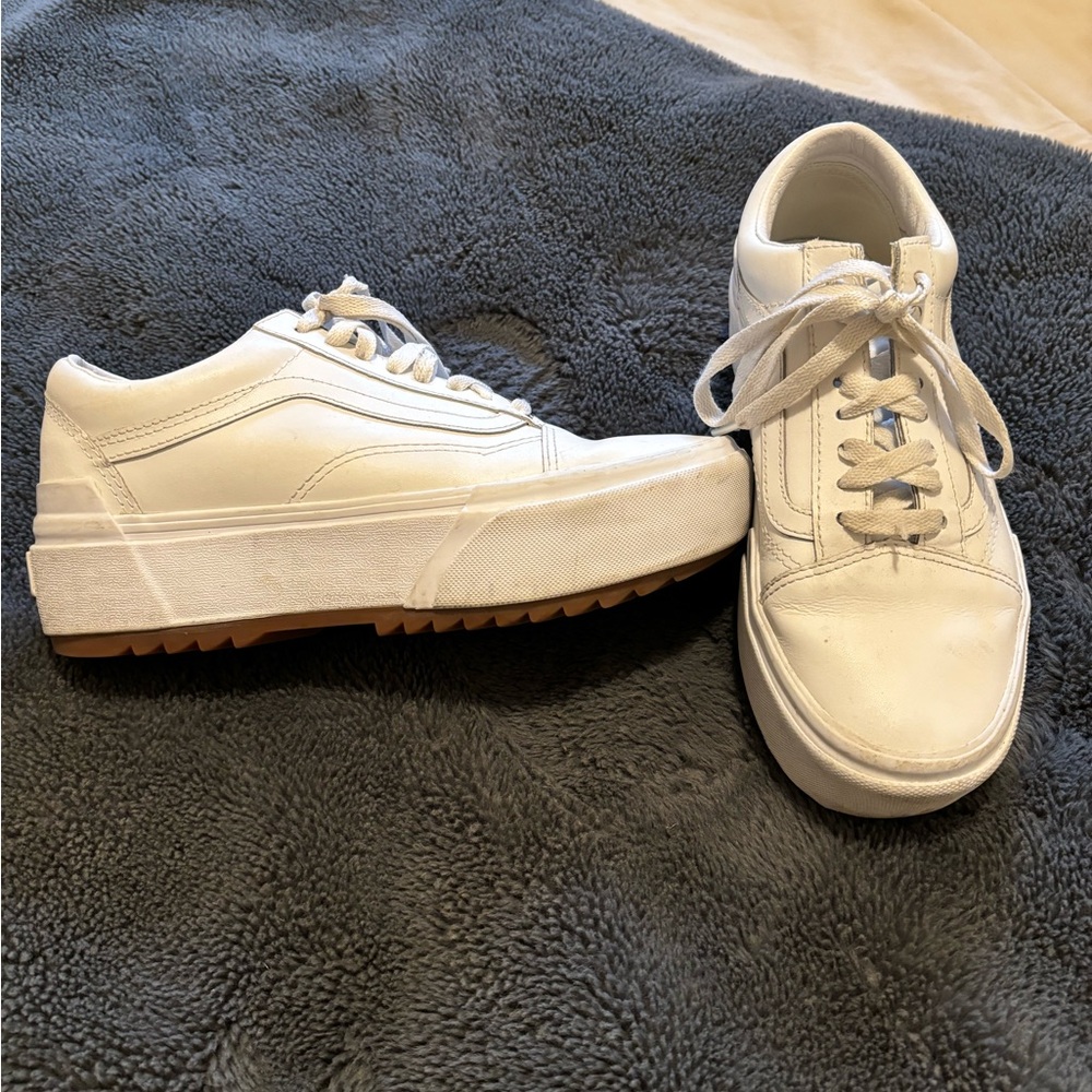 Platform white vans